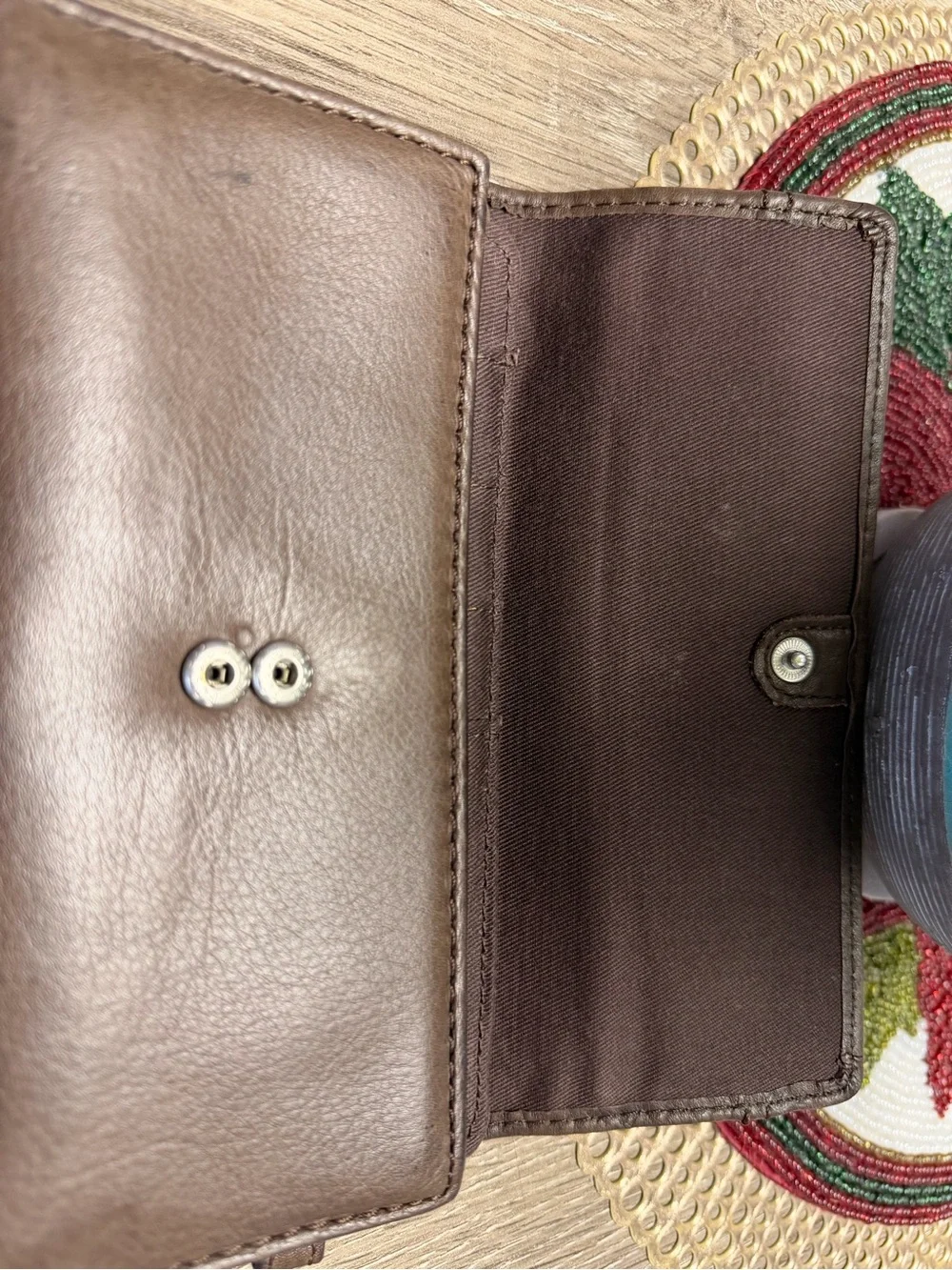 Fossil exterior leatherlight